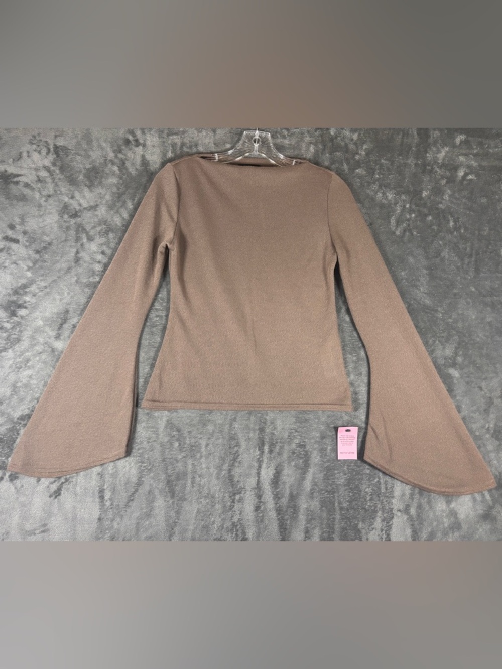 NWT‎ Pretty Little Thing Textured Extreme Flute Sleeve Sweater Size 12 (UK)